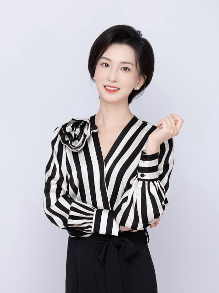 李林彦  证件照.png