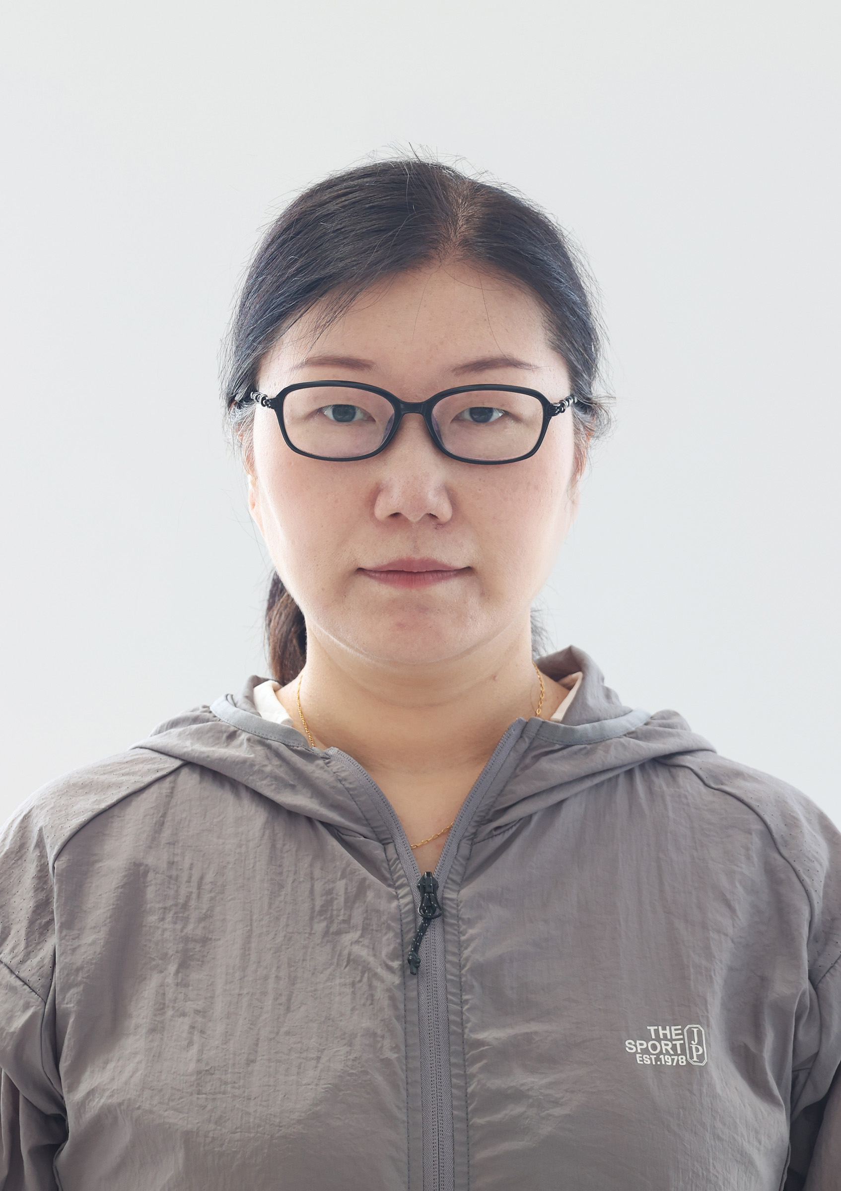 陈婷.jpg